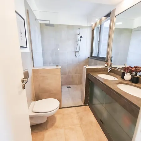 Three Bedroom Sea View Townhouse Villa *