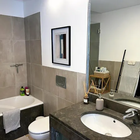 Vila Three Bedroom Sea View Townhouse
