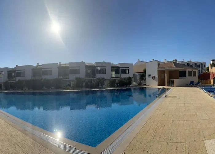 Villa Three Bedroom Sea View Townhouse Albufeira