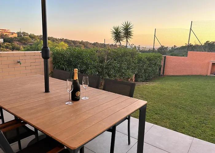 Three Bedroom Sea View Townhouse * Albufeira