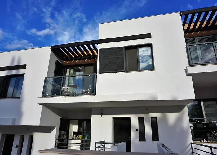Three Bedroom Sea View Townhouse Villa