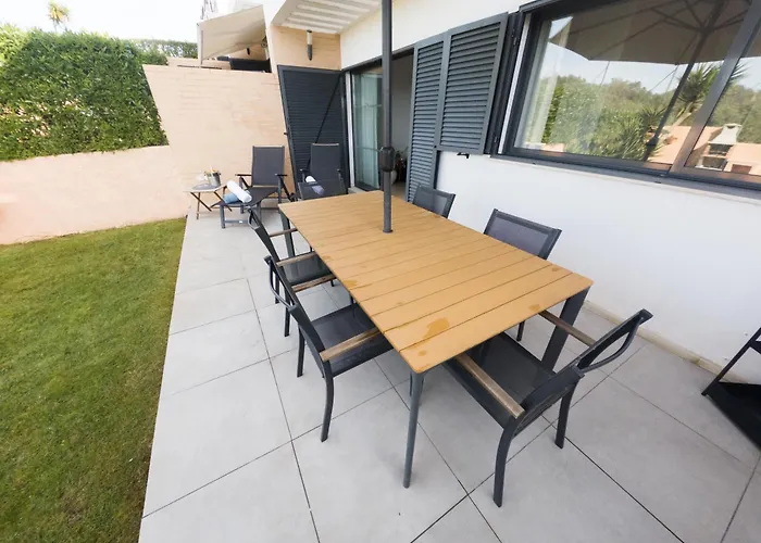 Villa Three Bedroom Sea View Townhouse