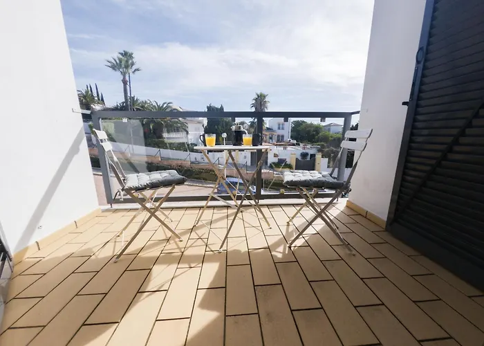 Three Bedroom Sea View Townhouse Albufeira