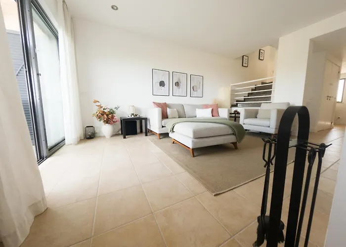 Three Bedroom Sea View Townhouse * Albufeira