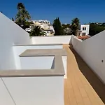 Villa Three Bedroom Sea View Townhouse