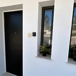 Villa Three Bedroom Sea View Townhouse *