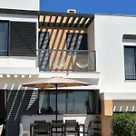 Villa Three Bedroom Sea View Townhouse *