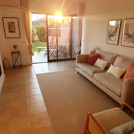 Villa Three Bedroom Sea View Townhouse *